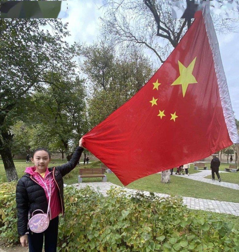 垫底魔女:不服输是她的人生信条,看超A小魔女如何走上人生巅峰